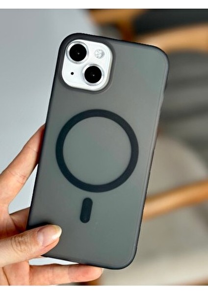 Iphone 15 - 14 ve 13 Uyumlu Kaliteli Gerçek Parmak Izi Bırakmaz Magsafe Özellikli Mat Şeffaf Kılıf