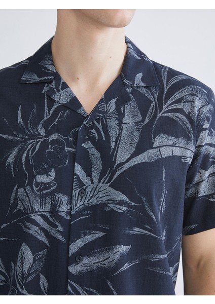 Yeni Sezon Regular Fit Resort Yaka Kısa Kollu Desenli Poplin Erkek Gömlek modelleri