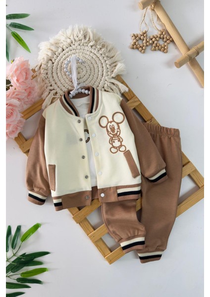 Mck Işleme Detaylı Kolej Yaka Erkek Bebek 3 lü takım - Sütlü Kahve