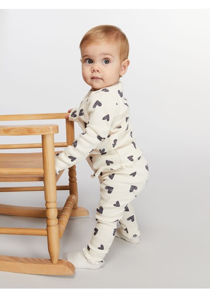Yeni Sezon Kalp Baskılı Kız Bebek Pijama Takımı fiyatları
