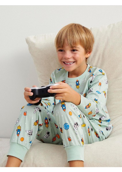 Yeni Sezon Baskılı Erkek Çocuk Pijama Takımı modelleri