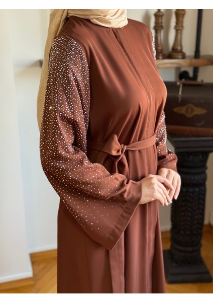 Kahverengi Kolu Taşlı Ferace 5048