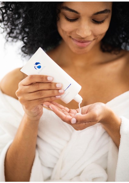 Cream Cleanser Hassas Ciltler Için Yüz Temizleyici Krem 120 gr indirimleri