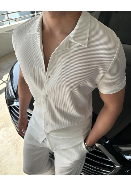 Regular Fit Pamuklu Beyaz Kısa Kolu Çizgili Gömlek