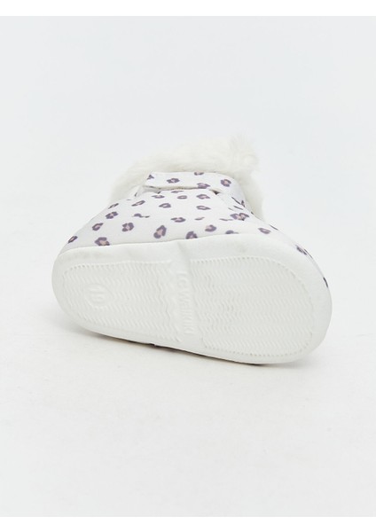 Yeni Sezon Desenli Kız Bebek Ev Botu fırsatları