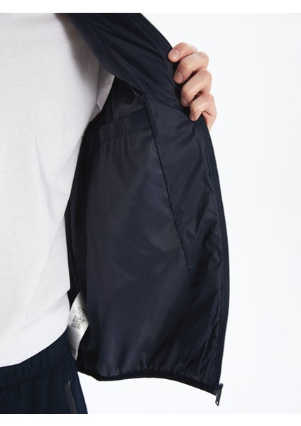 Yeni Sezon Standart Kalıp Dik Yaka Erkek Şişme Yelek fırsatları