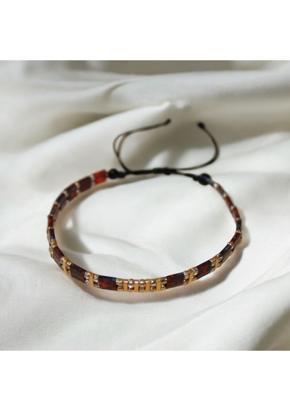 El Yapımı Tila ve Kum Boncuk Bileklik – Kırmızı Desenli & Altın Sarısı, Ayarlanabilir, Unisex