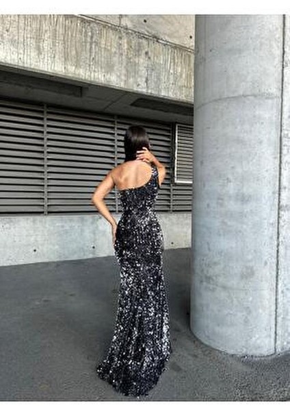 Trend Kadife Yırtmaçlı Elbise Slim Silüet ile Çok Renkli Abiye Seçeneği fırsatları