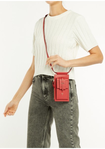 Kırmızı Logo Detaylı Kadın Deri Telefon Çantası fiyatları