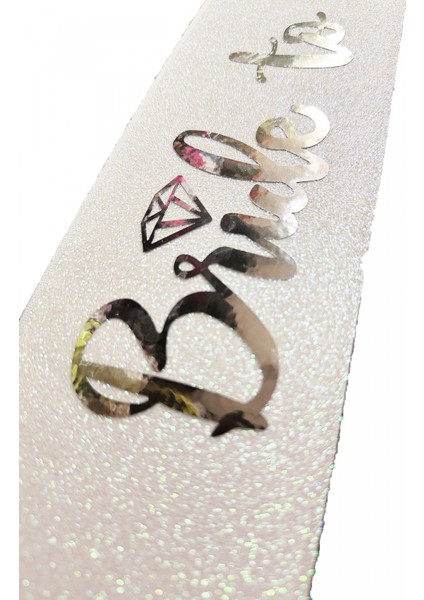 Beyaz Üzeri Gümüş Italik Alyanslı Bride To Be Yazılı Simli Işıltılı Kuşak Kemer 10 cm Genişlik (4887) modelleri