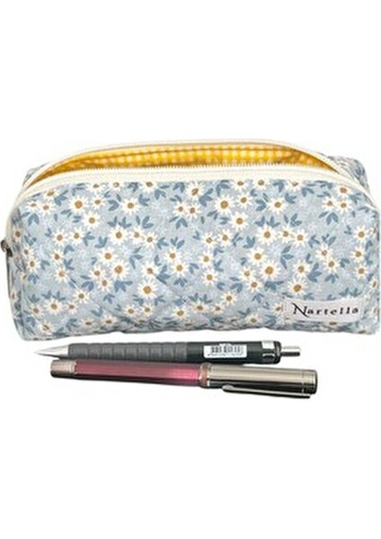 Kalemlik – Boncuk Mavi Papatya Desenli, Kapitone Kumaş, Yıkanabilir Bez Organizer, Cotton Astarlı modelleri