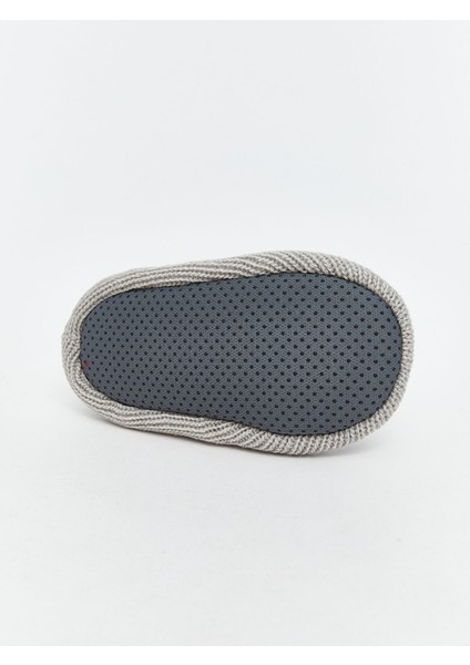 Yeni Sezon Nakışlı Erkek Bebek Çoraplı Ev Ayakkabısı fırsatları