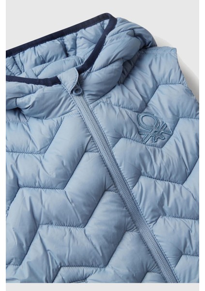 Erkek Bebek Yelek J00G 1/6 Yaş Gtıp(Hscode): 6117.1000.0000 modelleri