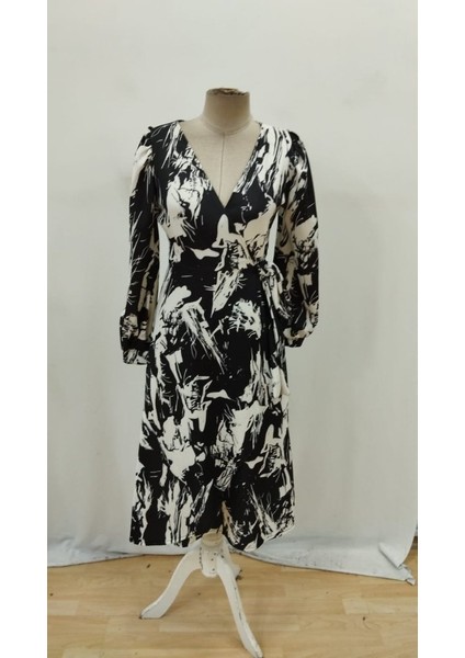 Kadın Uzun Kollu Kruvaze Yakalı Yandan Bağlamalı Desenli Mini Modal Elbise