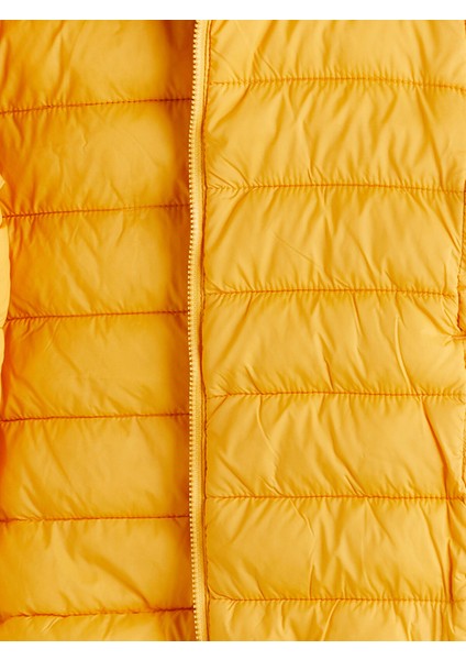 Yeni Sezon Kapüşonlu Erkek Çocuk Şişme Mont fiyatları