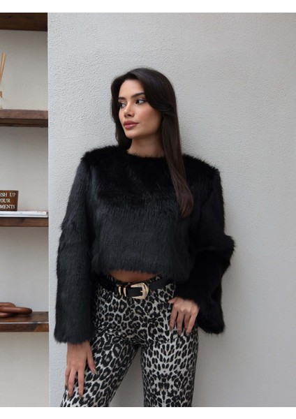 Geniş Kol Kürklü Kazak fırsatları