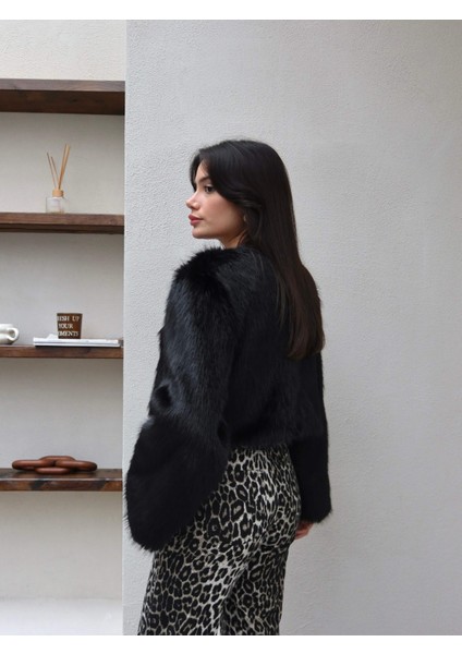 Geniş Kol Kürklü Kazak indirimleri