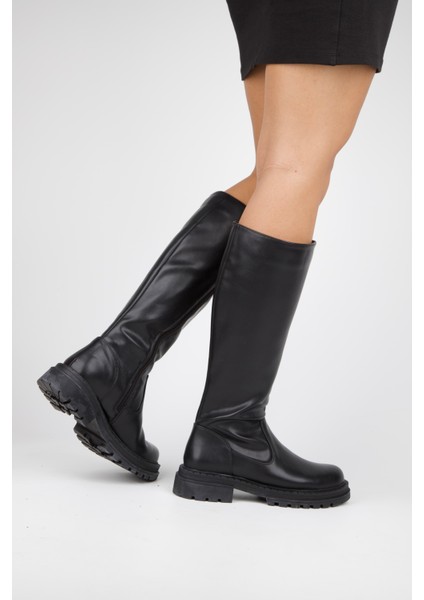 25-1411 Kadın Siyah Çizme