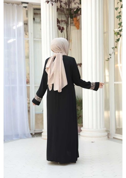 Desen Detaylı Siyah Bej Tesettür Ferace 29112SBEJ modelleri