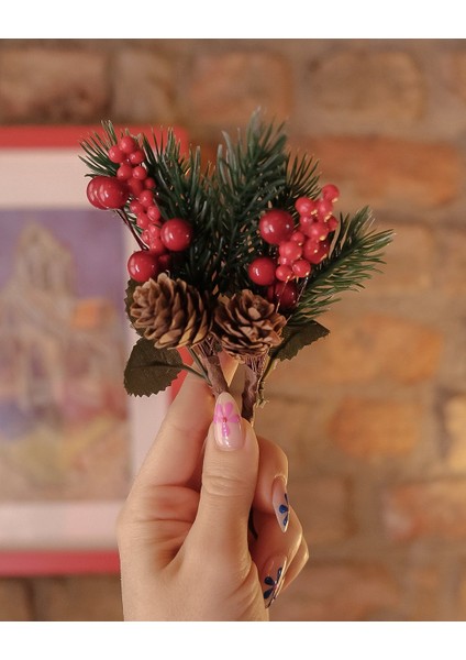 Kokina Yılbaşı Çiçeği, Yapay Çam Kozalaklı Kiraz Demeti, Yeniyıl Dekoratif Ev Süsü, 13 cm - 12 Adet fiyatları