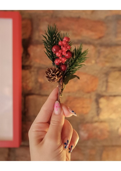 Kokina Yılbaşı Çiçeği, Yapay Çam Kozalaklı Kiraz Demeti, Yeniyıl Dekoratif Ev Süsü, 13 cm - 12 Adet fırsatları