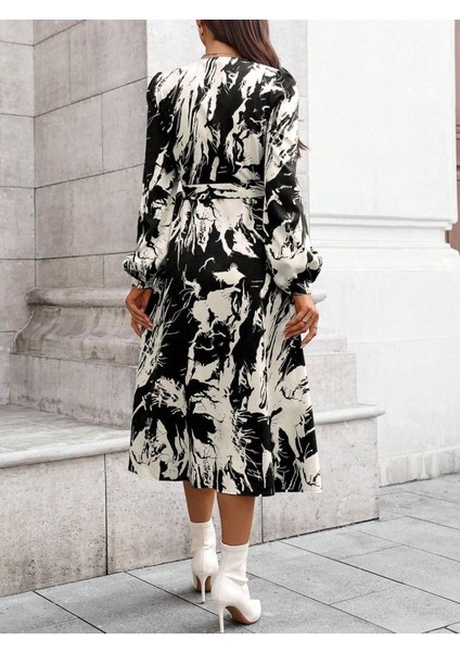 Kadın Uzun Kollu Kruvaze Yakalı Yandan Bağlamalı Desenli Mini Modal Elbise fırsatları