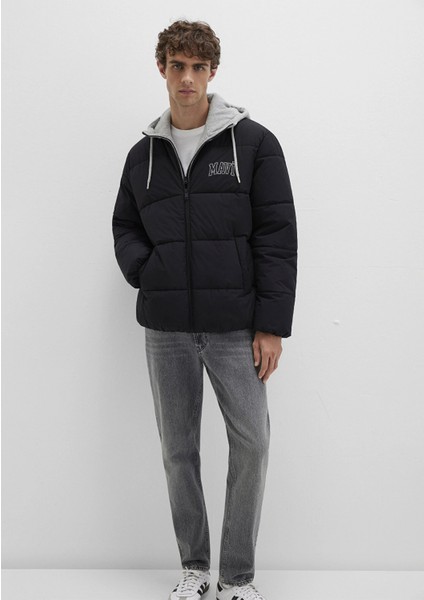 0110662-71379 Mavi Logo Baskılı Kapüşonlu Siyah Şişme Mont