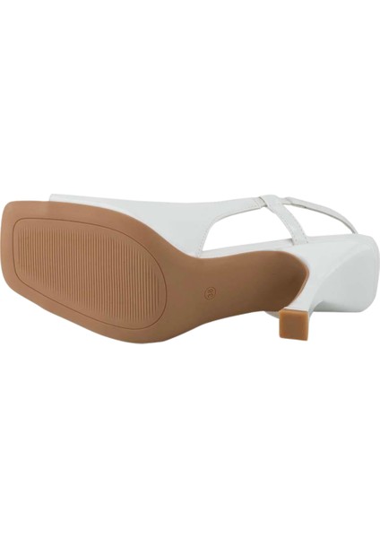 Beyaz Topuklu Ayakkabı