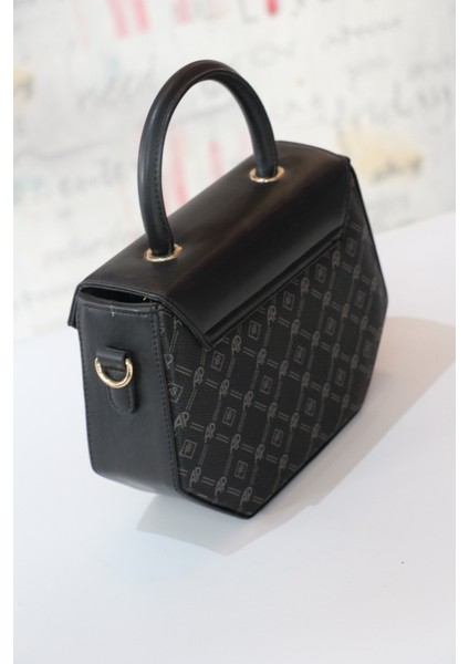 Üçgen Kadın Çanta fiyatları