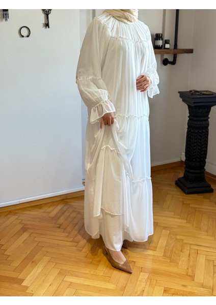 Beyaz Reglan Kol Büzgülü Şifon Elbise 1005 fırsatları