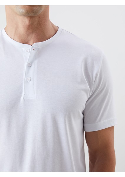 Yeni Sezon Standart Kalıp Erkek Şortlu Pijama Takımı modelleri