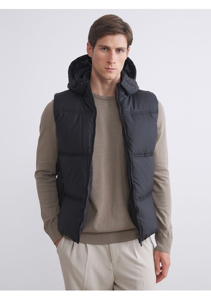 Yeni Sezon Standart Kalıp Kapüşonlu Erkek Şişme Yelek