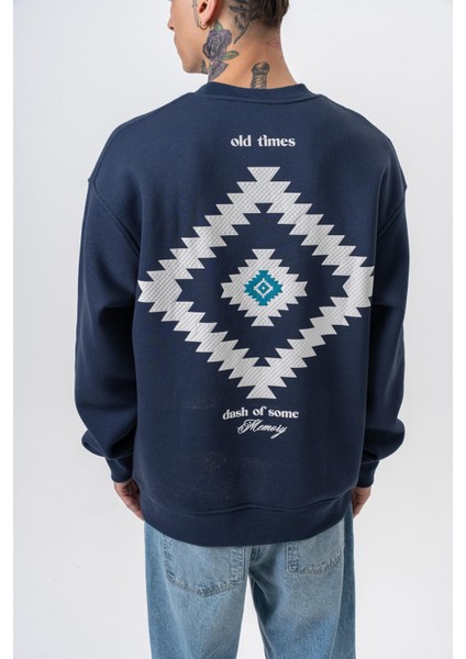 Erkek Memory Baskılı Bisiklet Yaka Oversize Sweatshirt Lacivert fırsatları