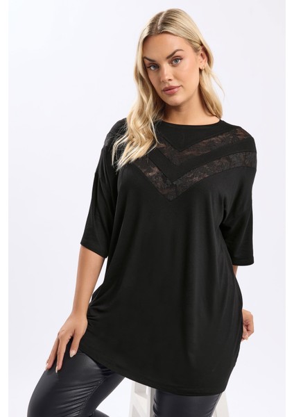 Büyük Beden Kısa Kollu V Yaka Dantel Detaylı Yırtmaçlı Uzun T-Shirt 322971