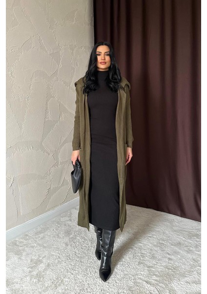 Kapüşonlu Yama Cepli Uzun Hırka