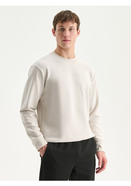 Yeni Sezon Bisiklet Yaka Nakışlı Erkek Sweatshirt