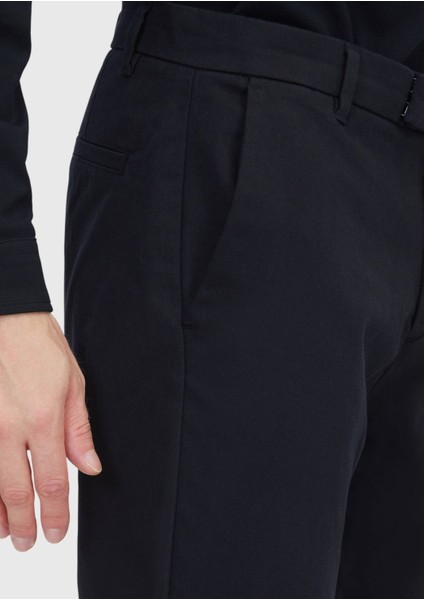 Siyah Düz Dokuma Regular Fit Casual Pamuk Karışımlı Pantolon fırsatları