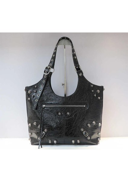 Klasik Kadın Omuz Çantaları ,oem Le Cagole Perçin Tote Çanta , Büyük Kapasiteli Kadınlar Için Pu Deri Çanta fiyatları