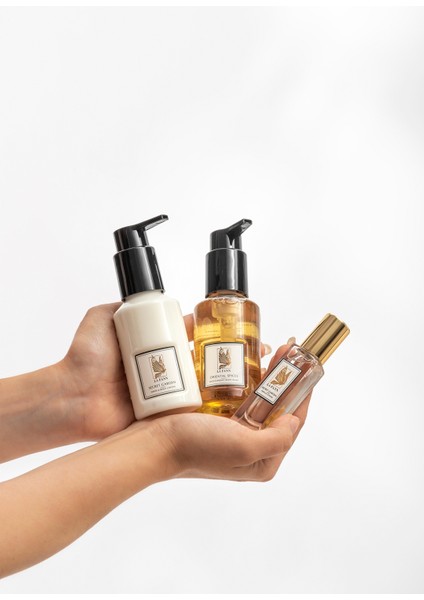 Velvet Oud Nemlendirici El ve Vücut Losyonu 100 ml fiyatları