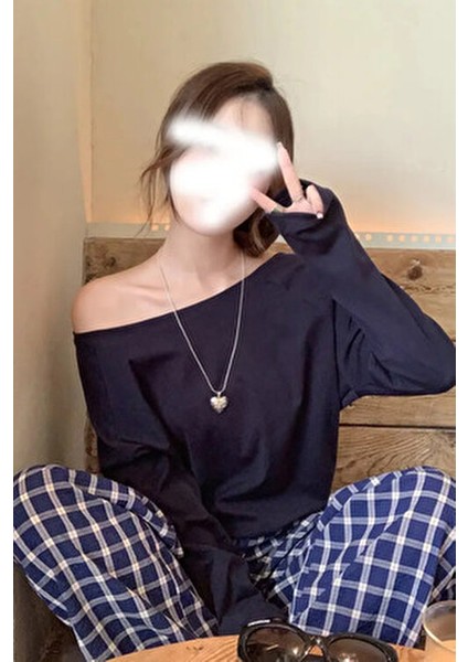 Lacivert Kadın Düşük Omuz Kayık Yaka Oversize Uzun Kollu T-Shirt indirimleri