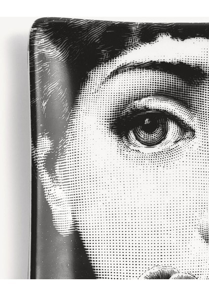 N 137 Siyah Beyaz Porselen Kül Tablası fırsatları