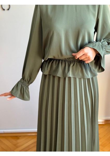 Açık Haki Piliseli Etek + Bluz Takım 5076 modelleri