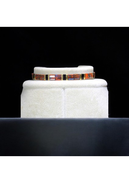 El Yapımı Kırmızı Altın Sarı Siyah Tila Boncuk Bileklik – Desenli, Ayarlanabilir, Unisex