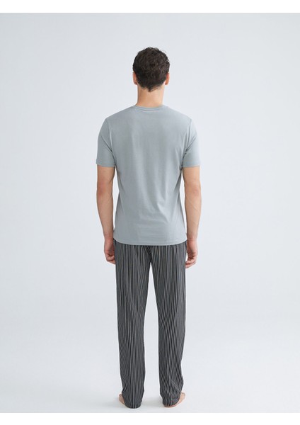 Yeni Sezon Standart Kalıp Erkek Pijama Takımı fırsatları