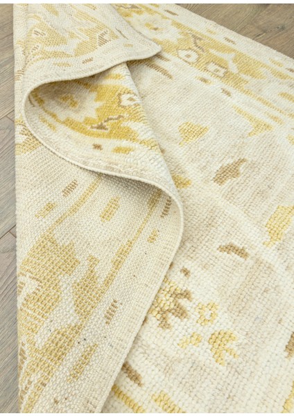 Asra El Dokuma Küçük Uşak Halı 91 x 140 cm