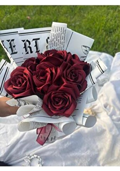 Bordo Renk 7'li Solmayan Gül Buketi fırsatları