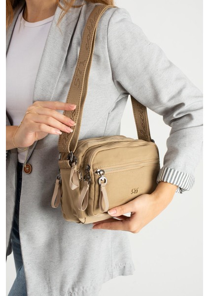 Yumuşak Dokulu Ultra Hafif, Esnek ve Su Geçirmez Polyamid Kumaş Omuz Çantası Vizon Model: (571-13-14E)