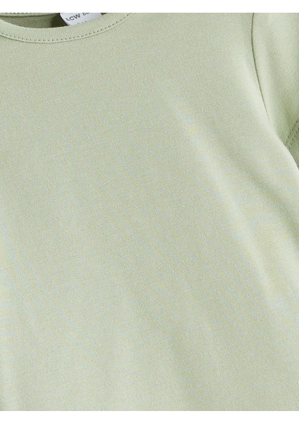 Yeni Sezon Bisiklet Yaka Basic Kız Bebek Tişört ve Şort 2'li Takım modelleri