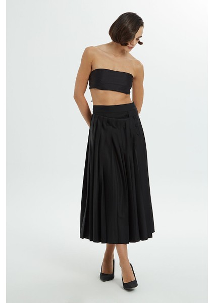 Kruvaze Kapamalı Pilili Siyah Etek fiyatları