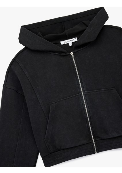 Rahat Kalıp Kanguru Cepli Fermuarlı Yıkamalı Kapüşonlu Crop Sweatshirt modelleri